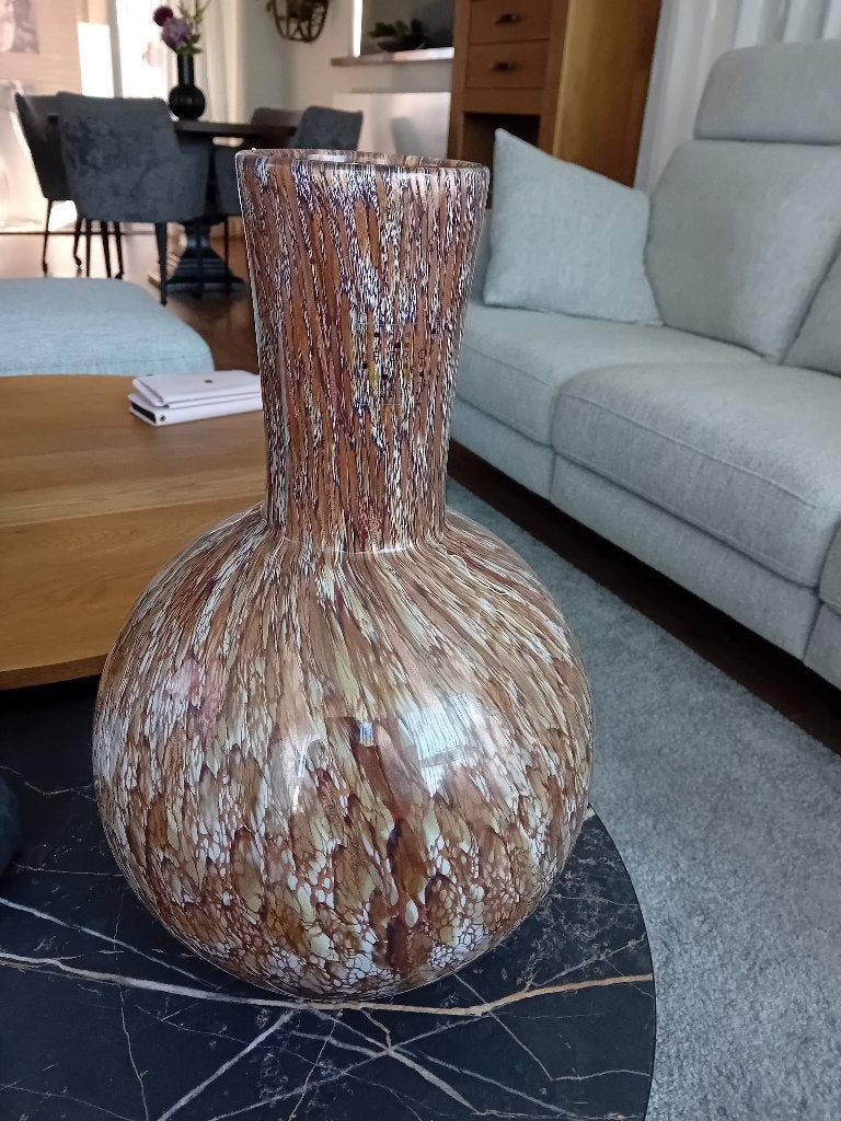 Mooie vaas te koop, Huis en Inrichting, Ophalen, Bruin, 46 cm, Glas