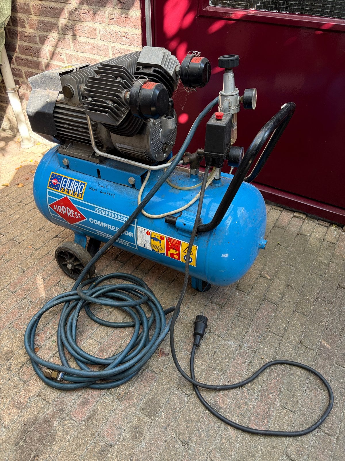 Professionele Airpress LM 50-350 Compressor (50 Liter), Ophalen, Gebruikt, 10 bar of meer, 25 tot 100 liter
