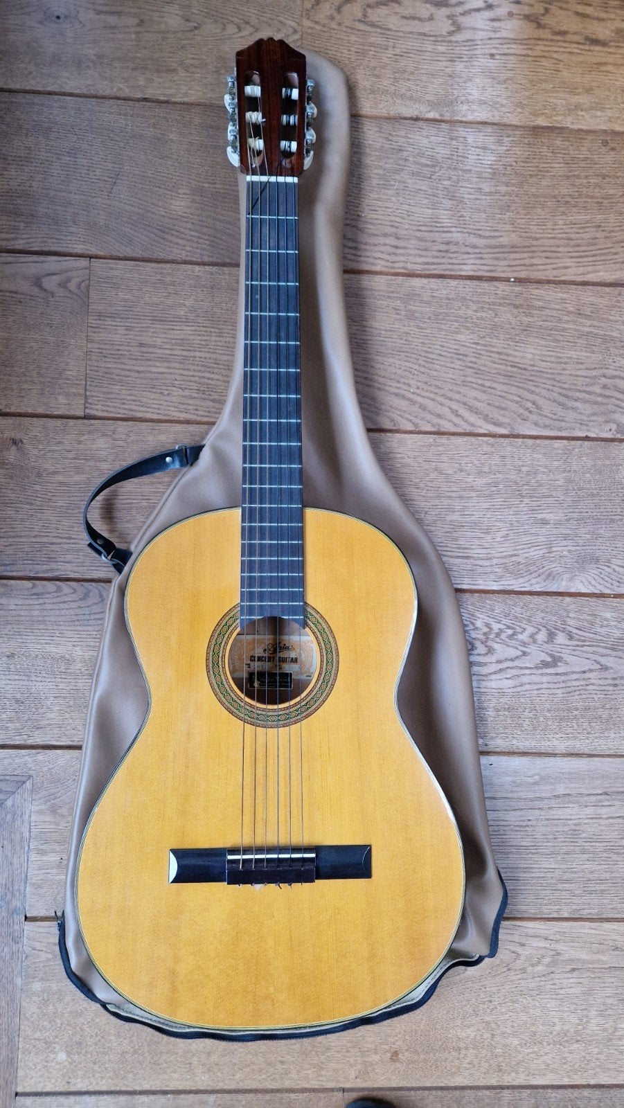 Aria AC-7 concert gitaar, Ophalen, Gebruikt, Klassieke of Spaanse gitaar