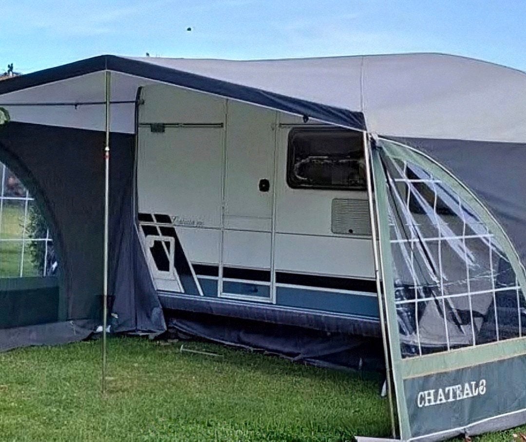 panorama luifel  voor aan een caravan omloop maat 9 of 10, Caravans en Kamperen, Ophalen, Gebruikt
