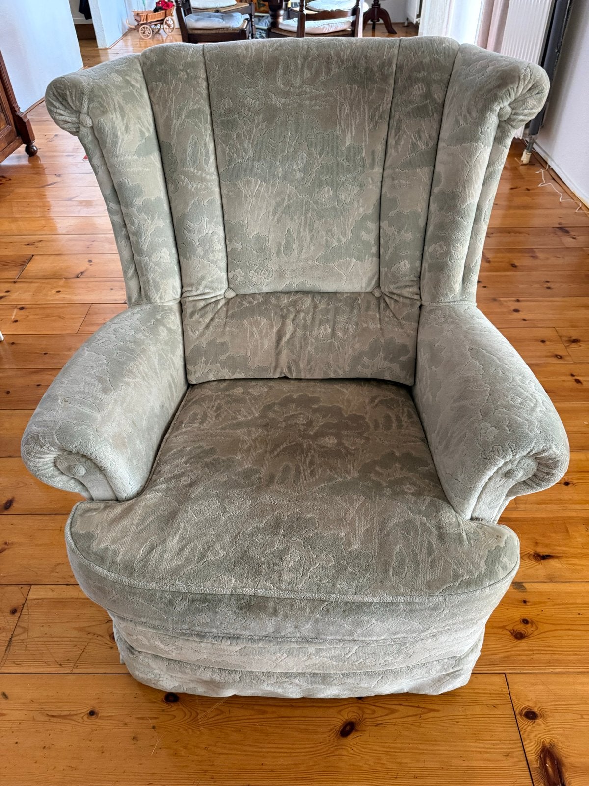 Comfortabele fauteuil met bloemmotief, Huis en Inrichting, Fauteuils, Ophalen of Verzenden, Gebruikt, Stof, 75 tot 100 cm