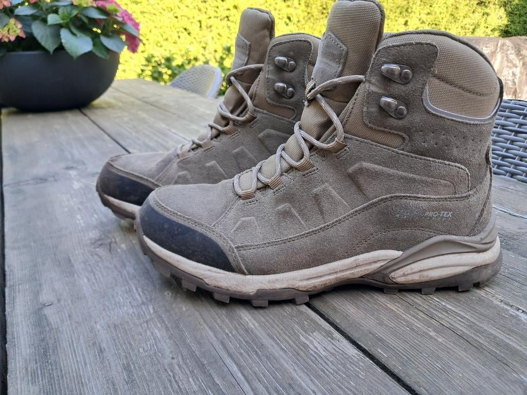 Zeer nette, bijna nieuwe dames wandelschoenen Human Nature, Ophalen of Verzenden, Zo goed als nieuw, Schoenen