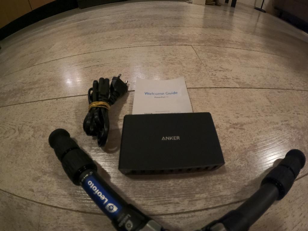 ANKER powerport 10, Ophalen of Verzenden, Zo goed als nieuw