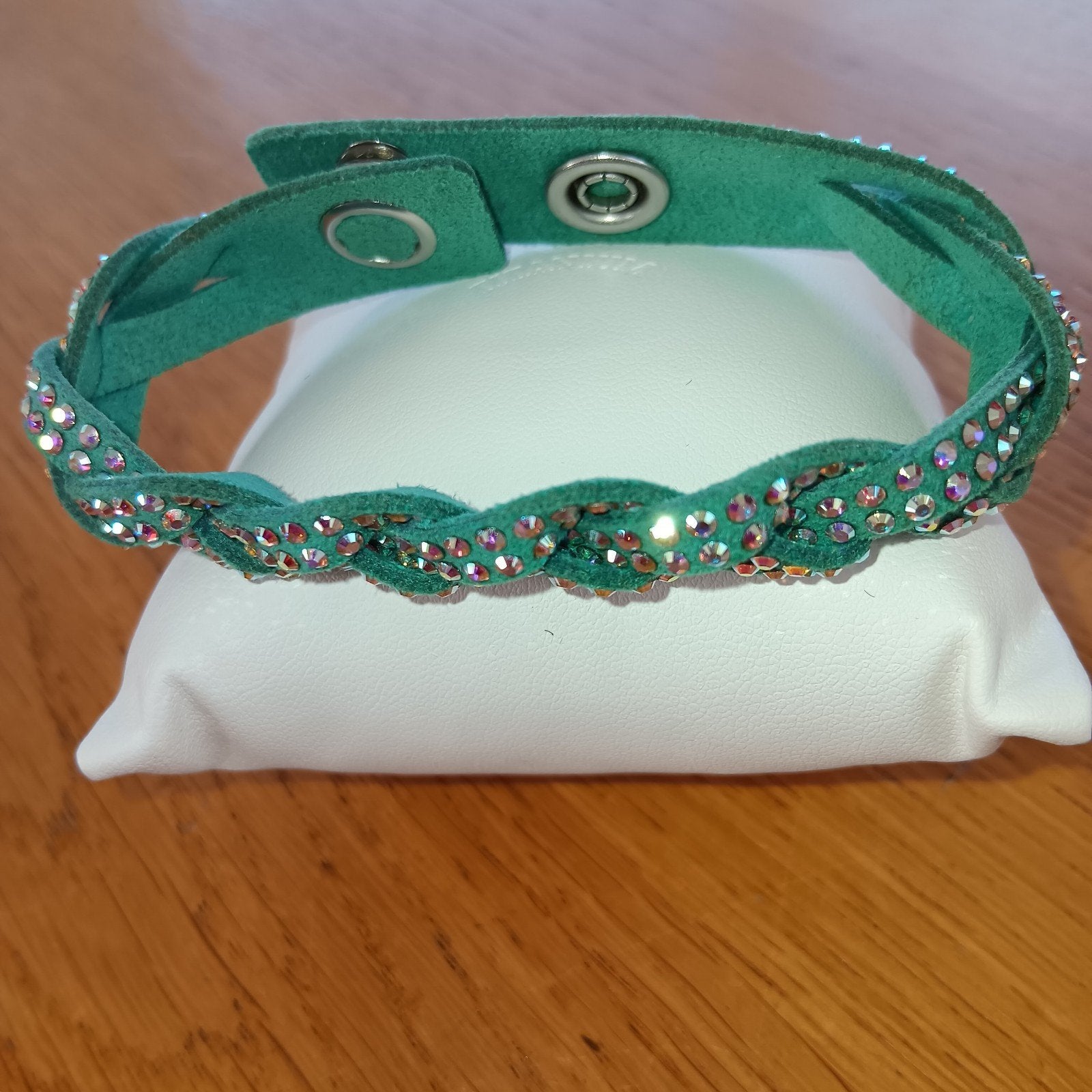 Mooie  groene Swarovski armband met glitters van kristal, Met kristal, Leer, Ophalen of Verzenden, Zo goed als nieuw