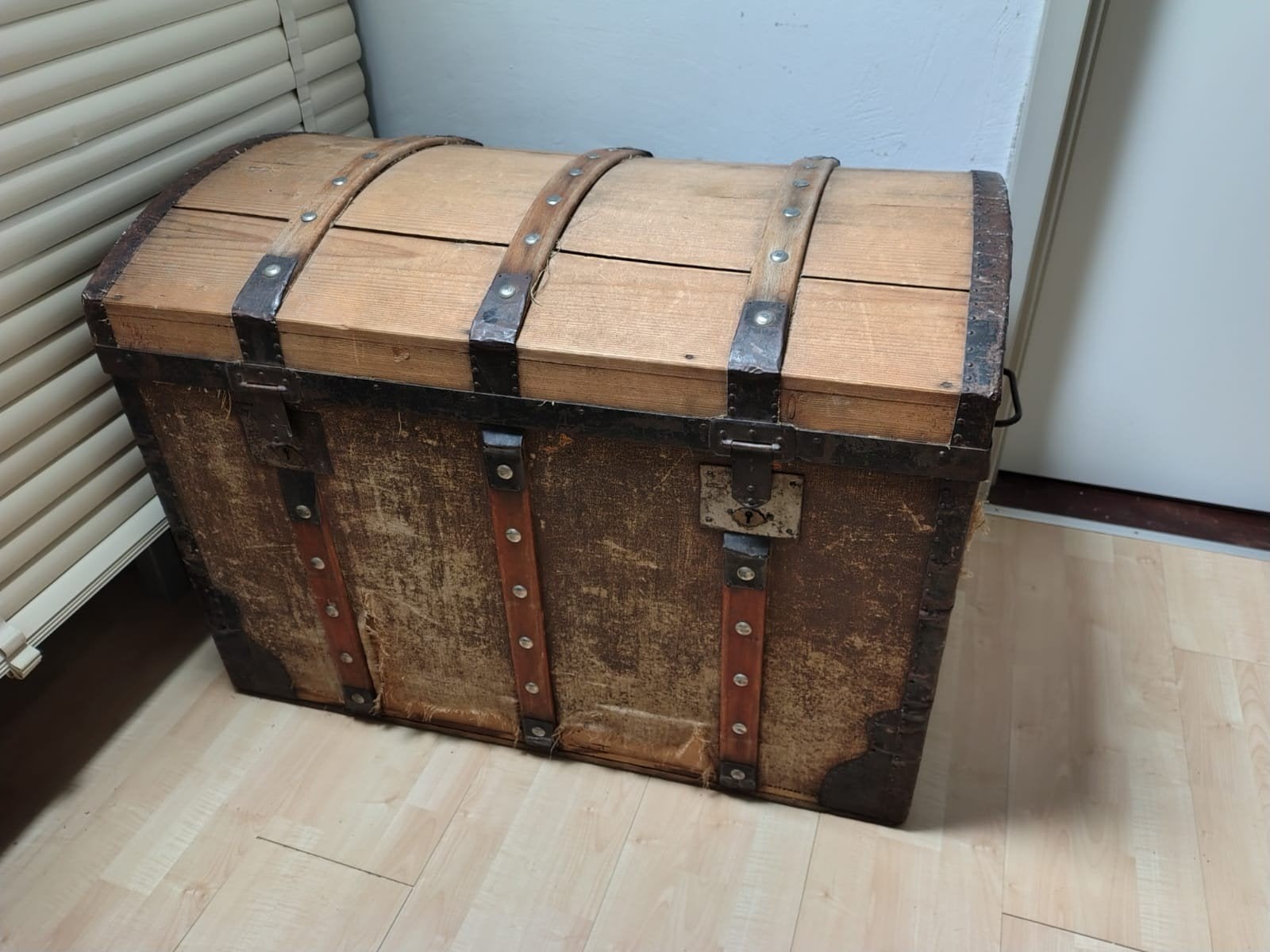 Antieke houten kist/koffer - 88x63x54 cm, Ophalen