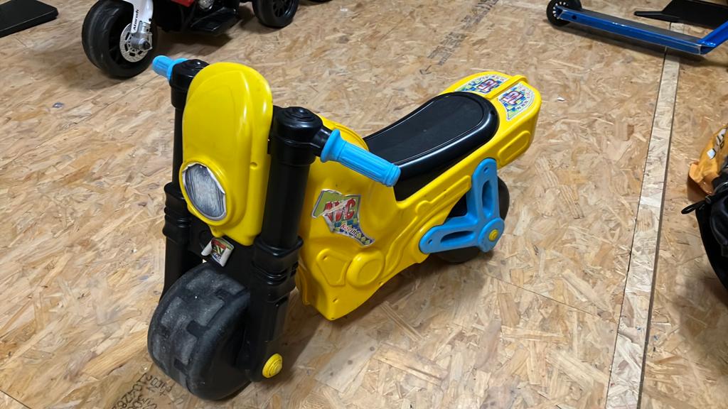 Gele loopmotor voor kinderen, Ophalen, Gebruikt, Loopfiets