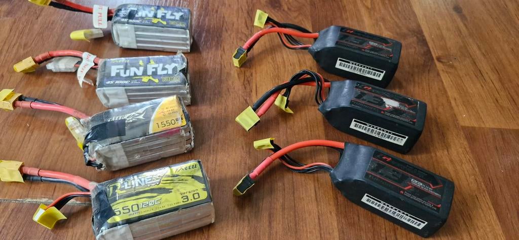 FPV 4S LiPo Batterijen voor Drones - Diverse Merken, Elektro, Gebruikt, Ophalen of Verzenden, Onderdeel