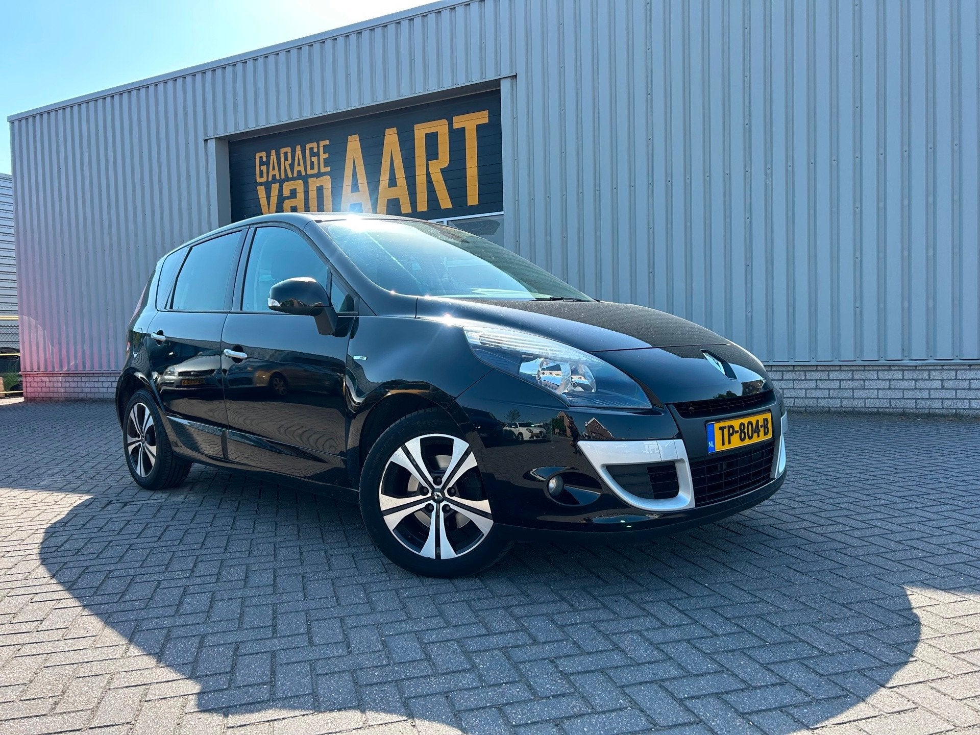 Renault Scénic 2.0 Bose | AUTOMAAT | NAVI | CRUISE |, Euro 5, Gebruikt, 4 cilinders, Leder en Stof