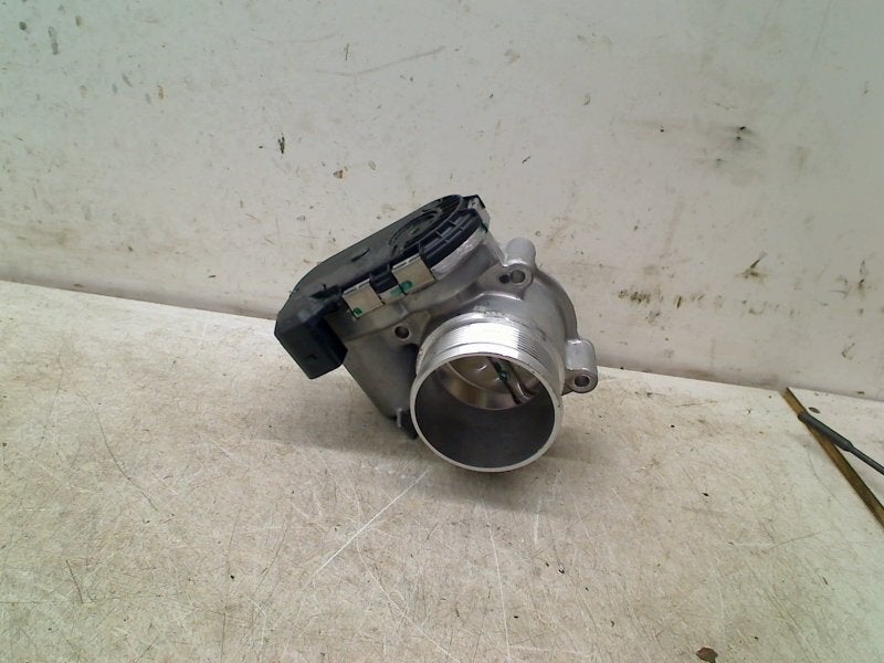 Gasklephuis Volkswagen Scirocco (137/13AD) 2016 06K133062E, Gebruikt, Volkswagen, Volkswagen AG, Kundenbetreuung@volkswagen.de