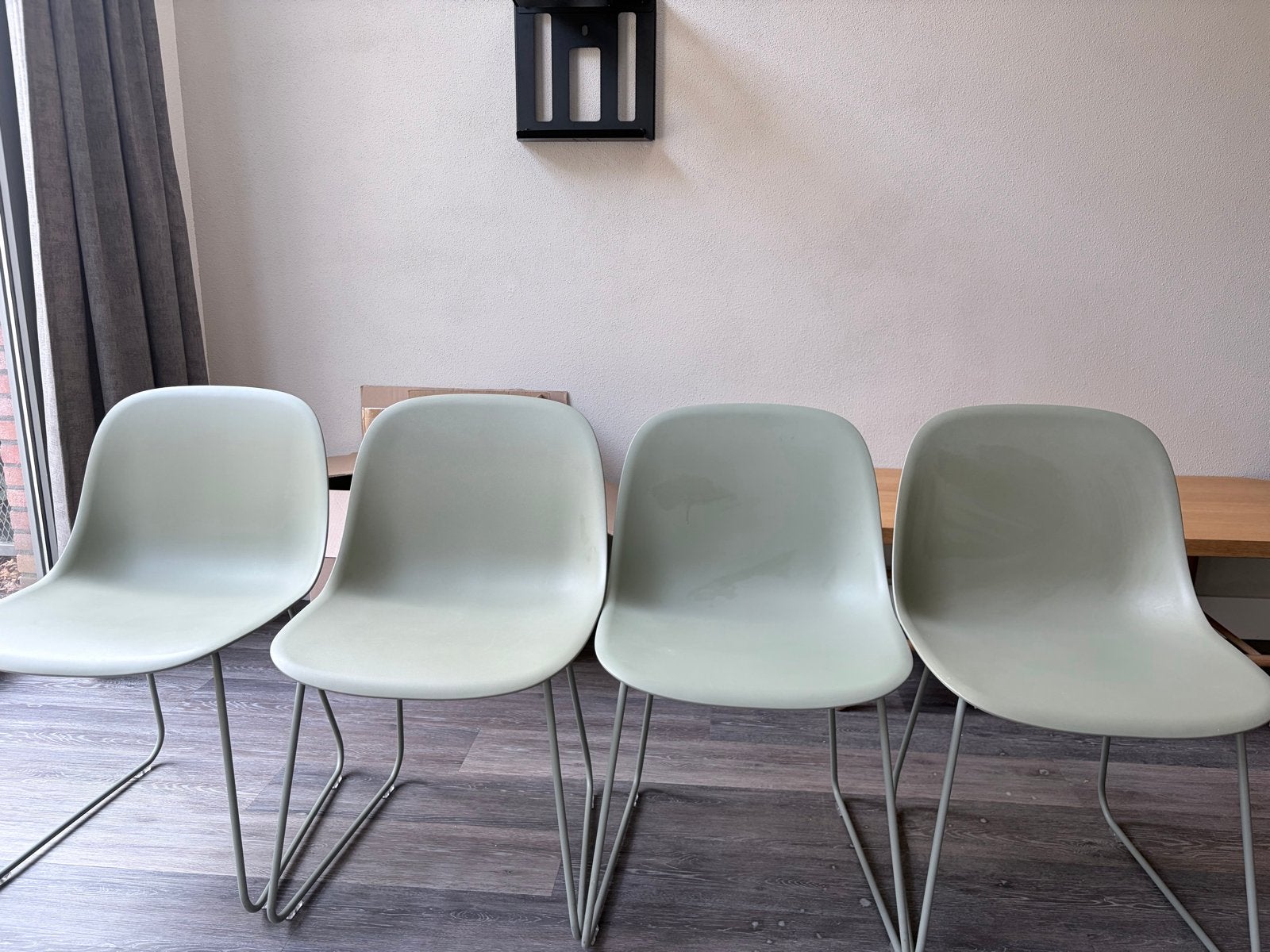 Muuto Fiber Side Chair Sled - 4 stuks - Dusty Green, Ophalen, Kunststof, Gebruikt, Overige kleuren