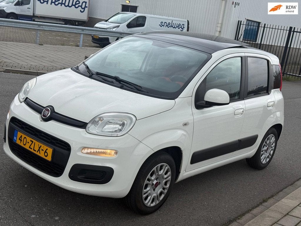 Fiat Panda 0.9 TwinAir Lounge_PANORAMADAK_AUTOMAAT_NETTE AUT, Euro 5, 86 pk, Panda, Wit