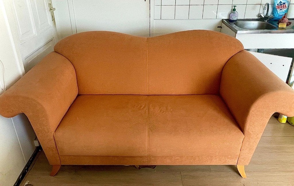 Oranje bank, Huis en Inrichting, Banken | Bankstellen, Ophalen, 150 tot 200 cm, Tweepersoons, 75 tot 100 cm
