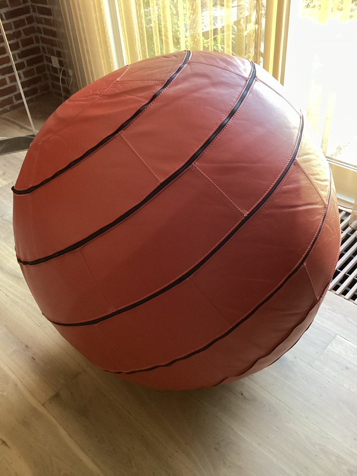 Leolux zitbal, Huis en Inrichting, Zitzakken, Ophalen of Verzenden, Gebruikt, Oranje, Zitzak