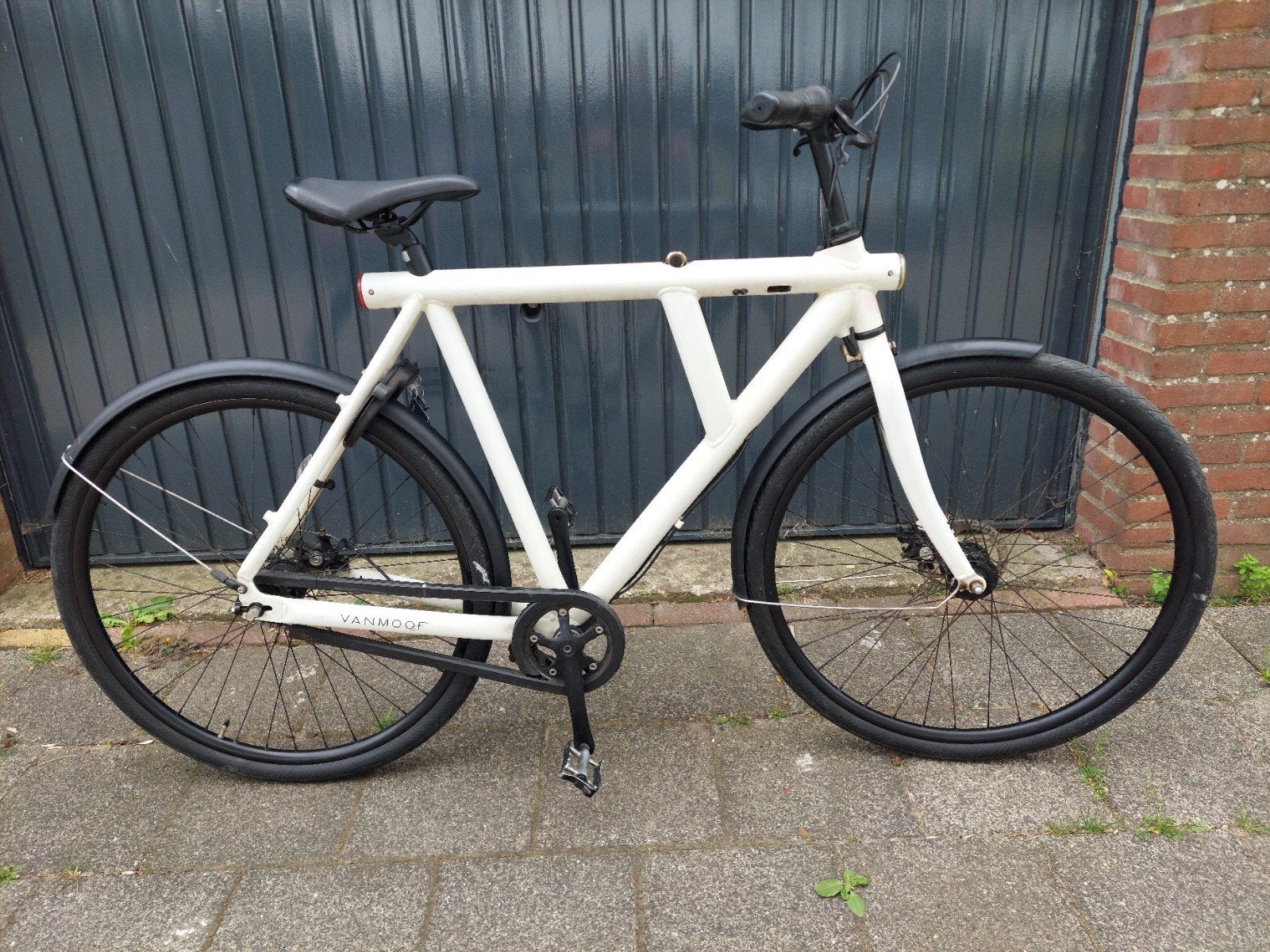 herenfiets vanmoof 3 versnellingen geen e bike
3 versnelling, Fietsen en Brommers, Versnellingen, Zo goed als nieuw, 57 tot 61 cm