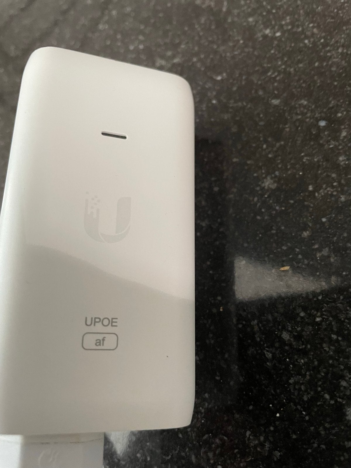 Ubiquiti PoE Injector UPOE-AF en 48V (set van 2), Computers en Software, Netwerk switches, Ophalen of Verzenden, Zo goed als nieuw