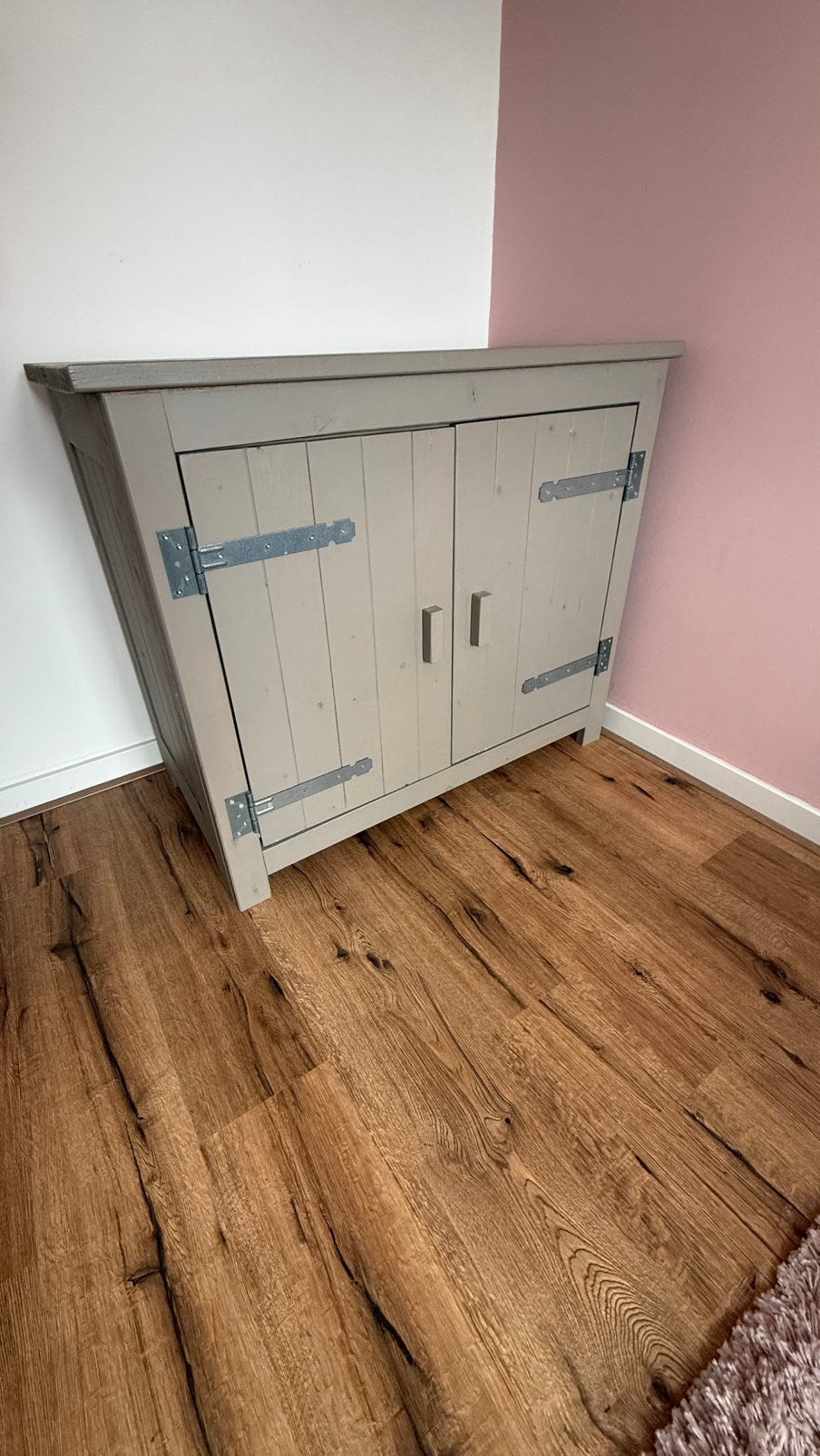 Stevige houten commode, Ophalen, Gebruikt