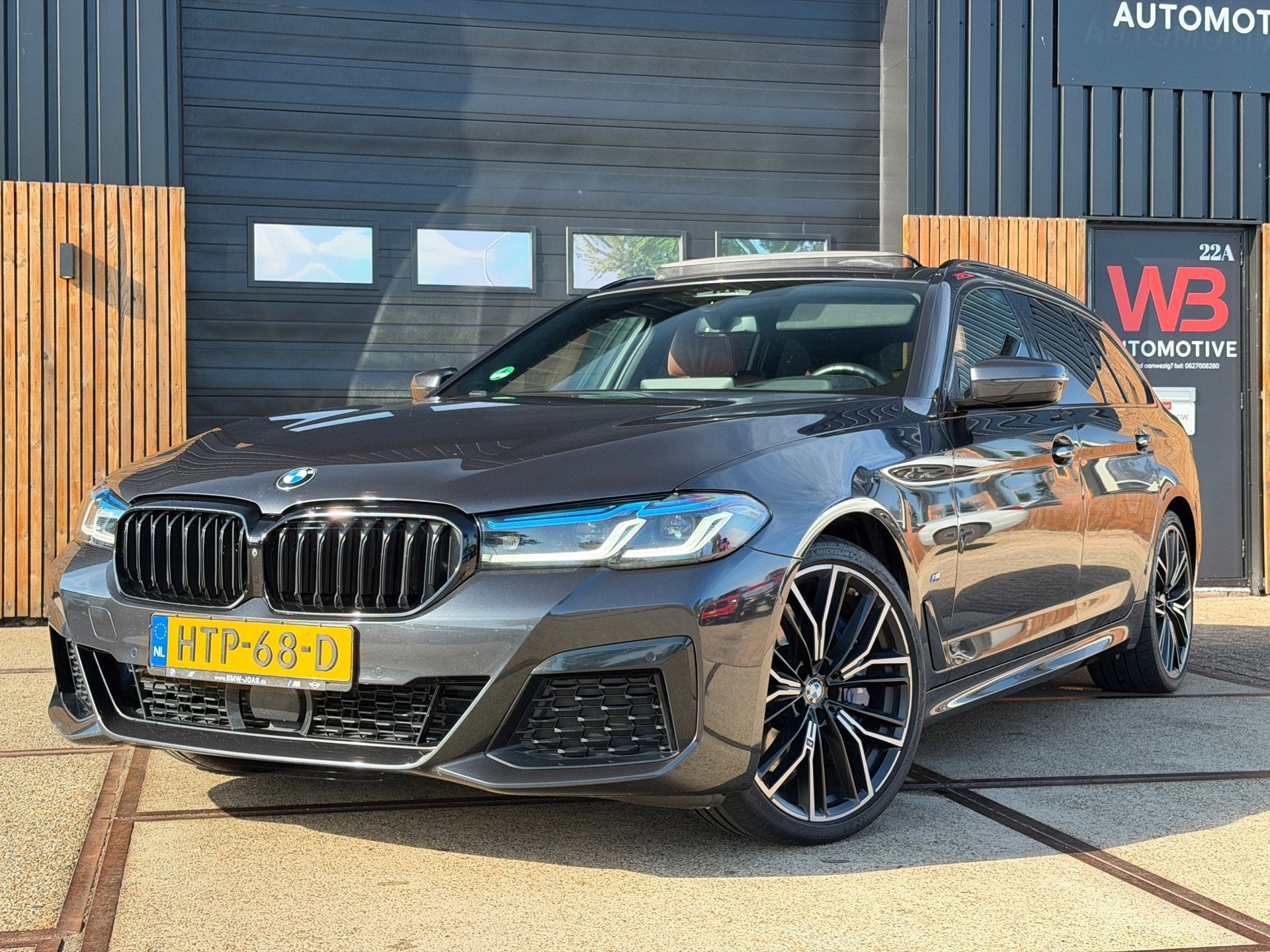 BMW 5-serie Touring 540d xDrive High Executive M-Sport / Led, Auto's, Automaat, Gebruikt, Euro 6, 2993 cc