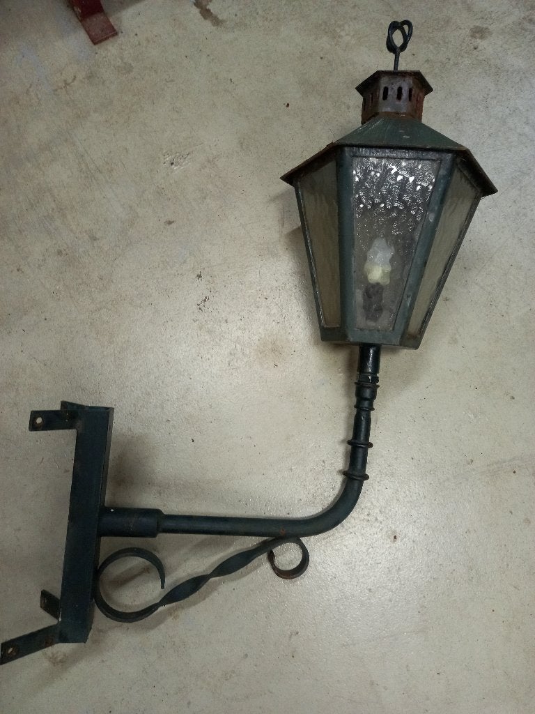 Ijzeren sierlijke buitenlamp, Tuin en Terras, Buitenverlichting, Ophalen, Gebruikt, Wandlamp, Netvoeding