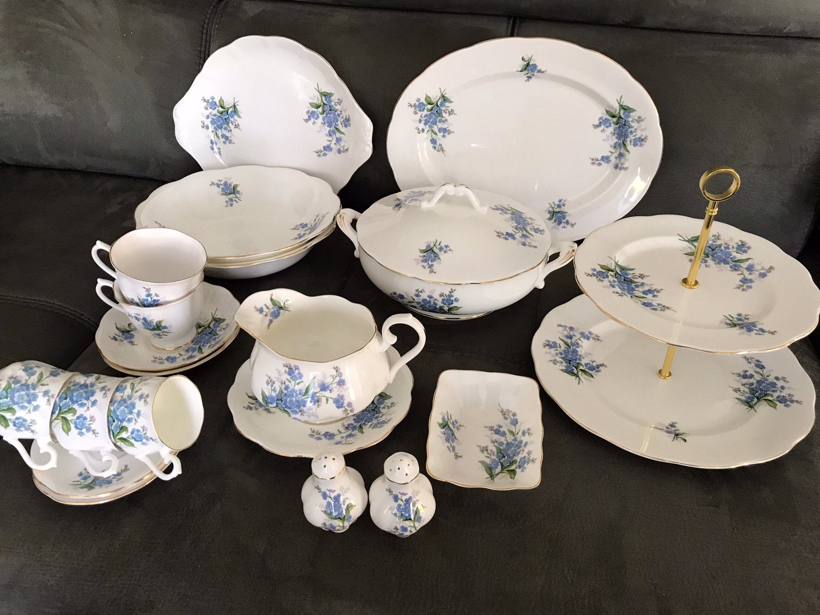 Royal albert FORGET MY NOT SERVIES, Ophalen