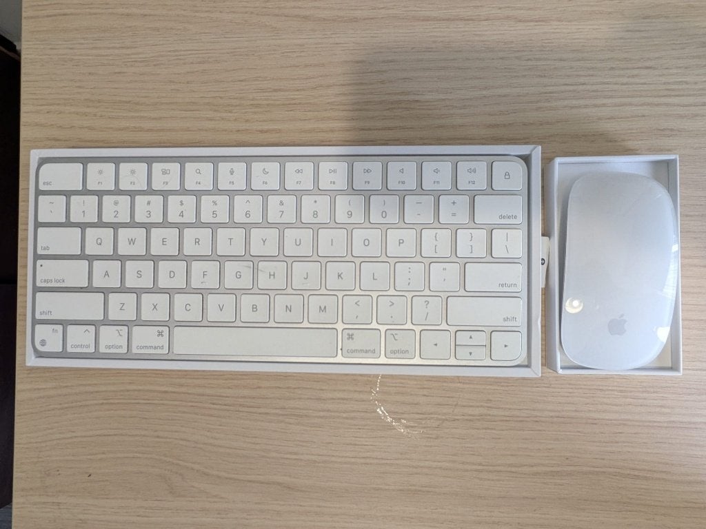 Apple Magic Keyboard + Magic Mouse — Bundle, Ophalen, Nieuw, Draadloos, Qwerty