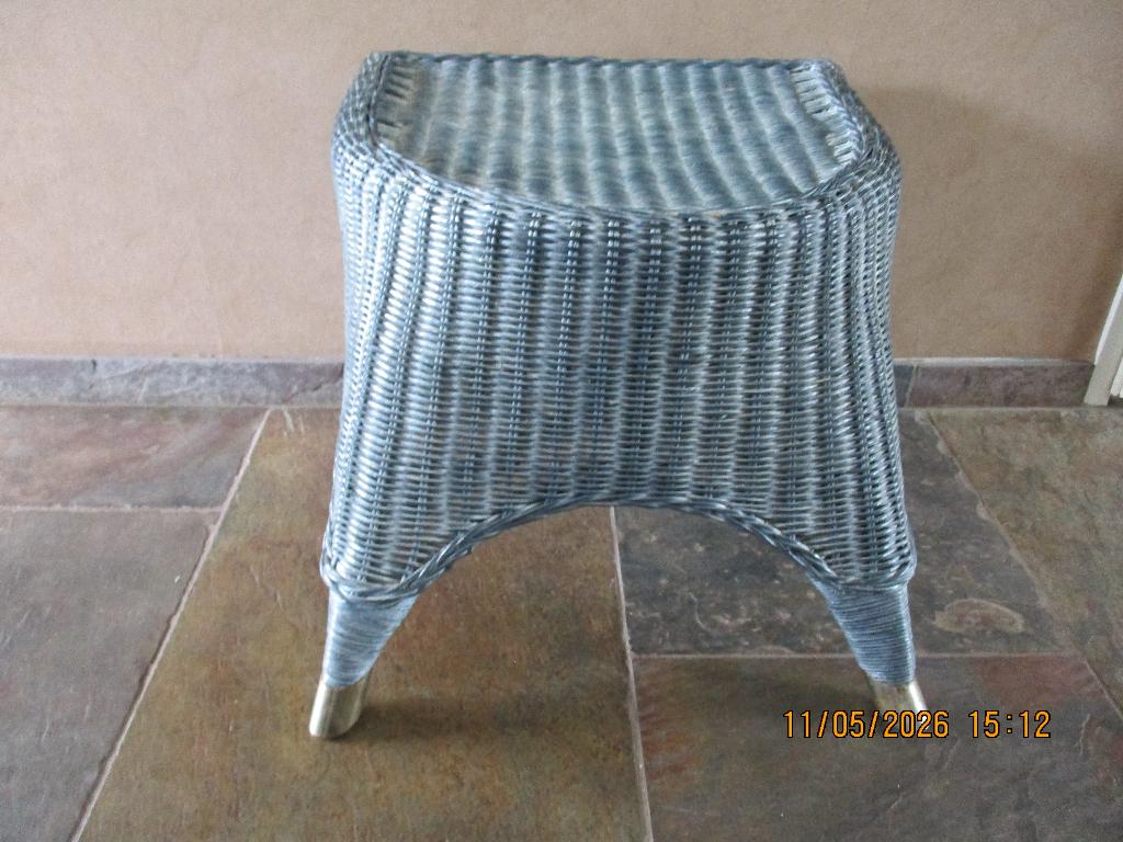 retro kruk blauw grijs rotan, Ophalen, Blauw, Jaren '70, Riet of Rotan