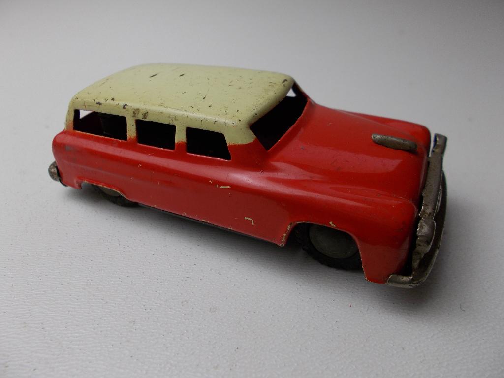 Jr 50/60 Made in JAPAN. BLIKKEN U.S.A STATION CAR + TREKHAAK, Antiek en Kunst, Antiek | Speelgoed, Ophalen of Verzenden