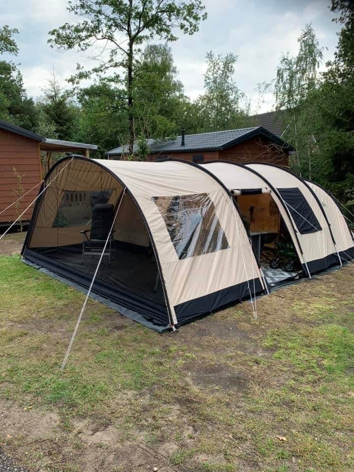 Familia 6 tunneltent voor 4-5 personen, Ophalen, Gebruikt, Tot en met 6