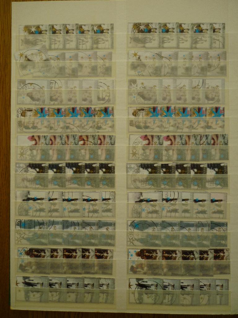 100 x Kerstzegel 2004 gestempeld 10x serie NVPH 2296-2305, Postzegels en Munten, Ophalen of Verzenden, Gestempeld