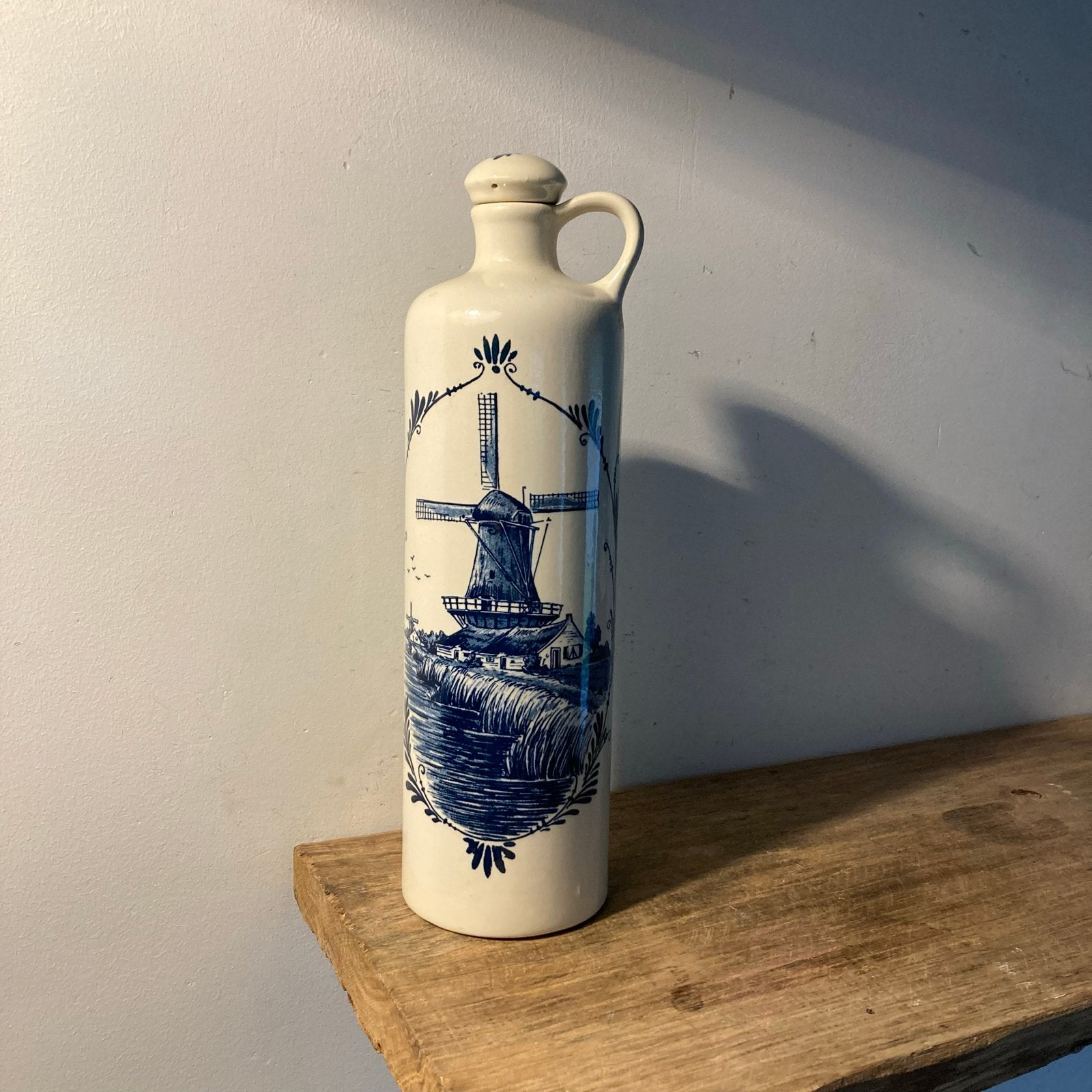 Bols Jenever Kruik - Keramiek met Molen en Bloemen, Ophalen of Verzenden