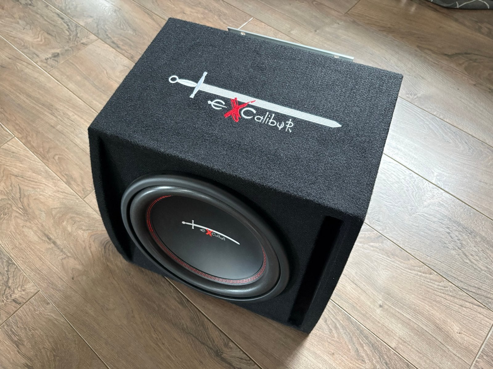 Excalibur Subwoofer met Versterker, Ophalen of Verzenden, Zo goed als nieuw