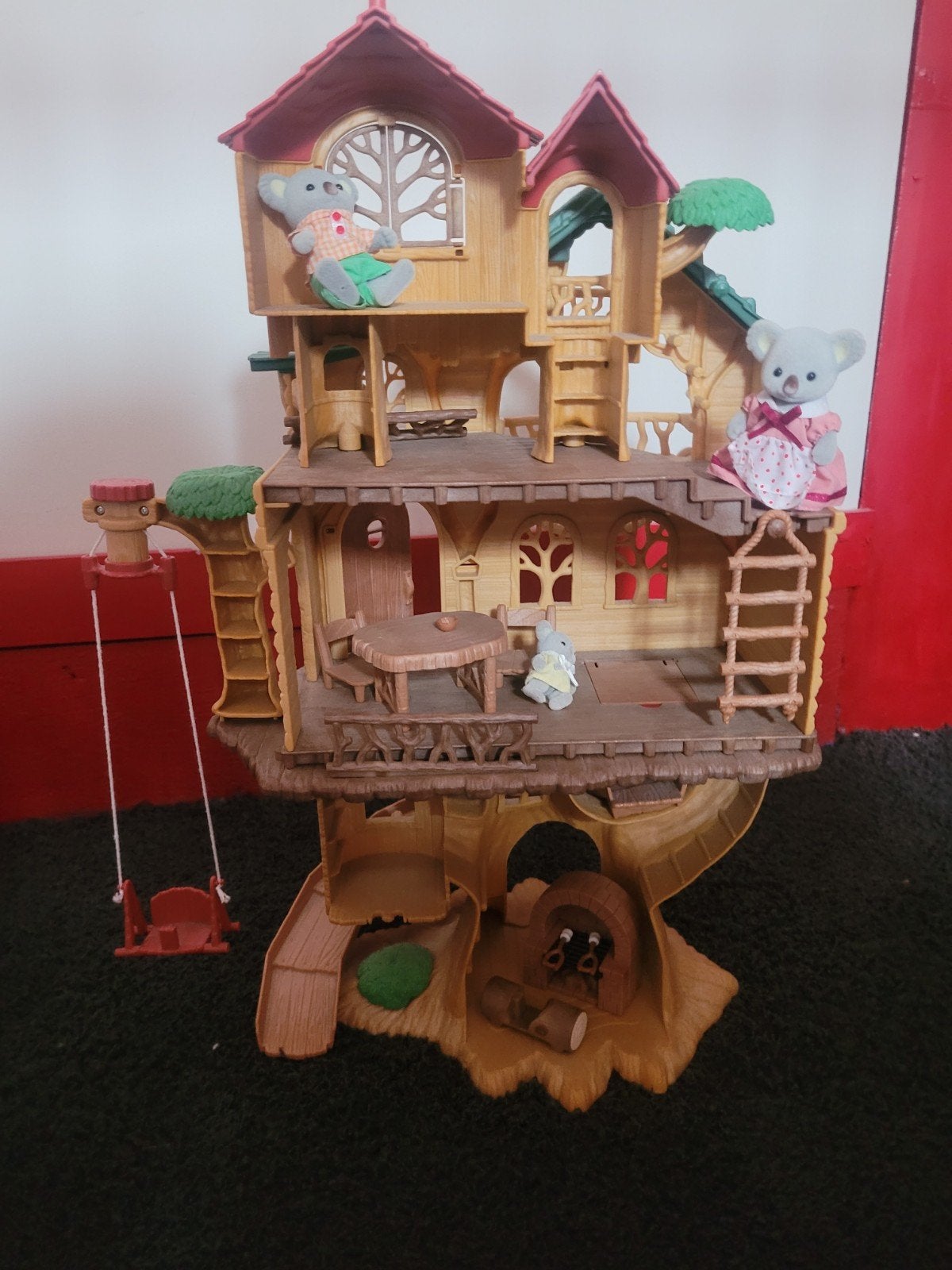 sylvanian families boomhut met extra's, Kinderen en Baby's, Speelgoed | Poppenhuizen, Ophalen, Zo goed als nieuw, Poppenhuis