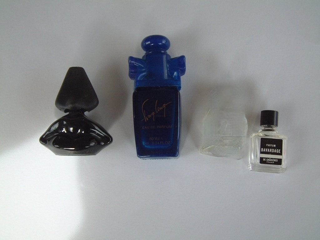 3 lege oude parfumfles waaronder Dali - Fong Leng., Verzamelen, Ophalen of Verzenden, Gebruikt, Parfumfles