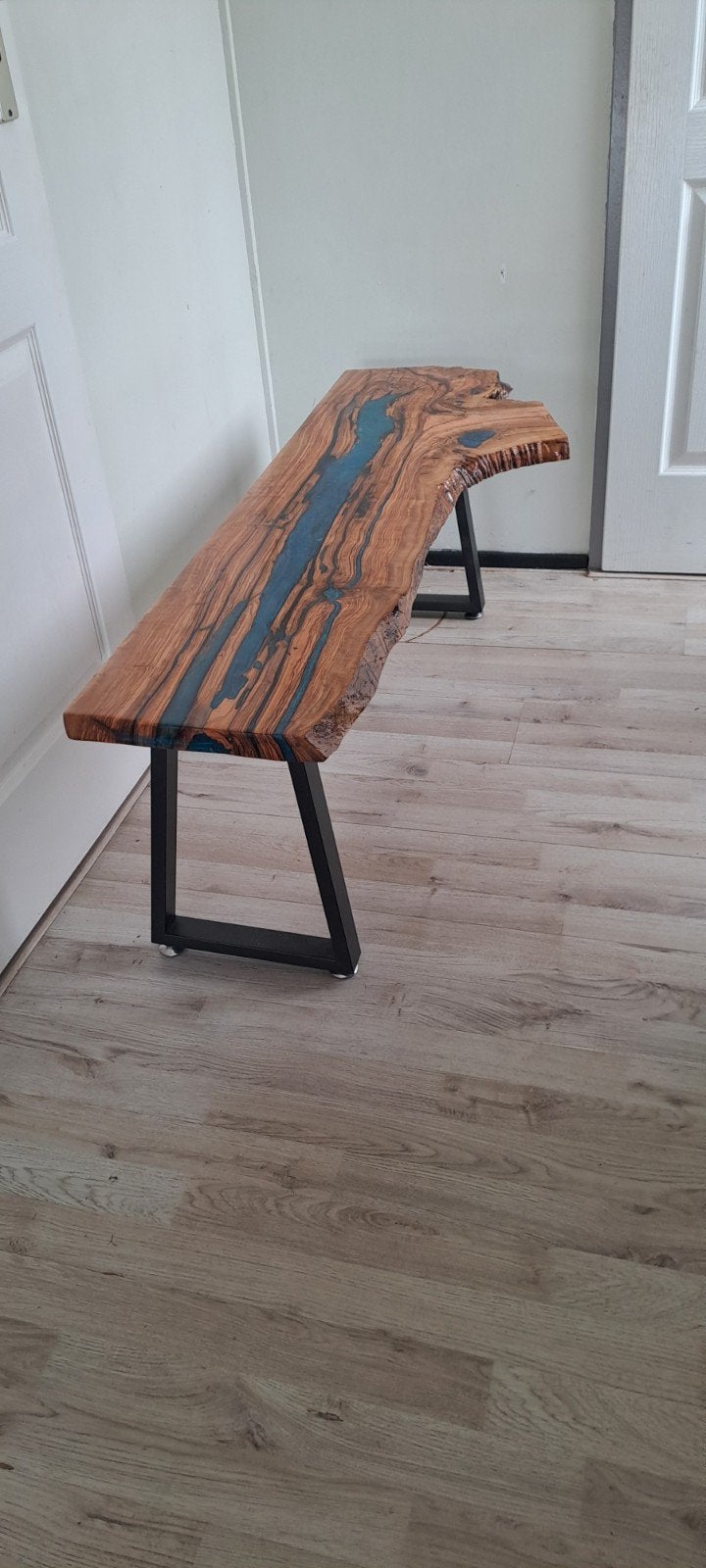 Olijfhout sidetable bijzet tafel bankje kast epoxy, 100 tot 150 cm, Nieuw, Ophalen of Verzenden, Industrieel, Modern, Rustiek