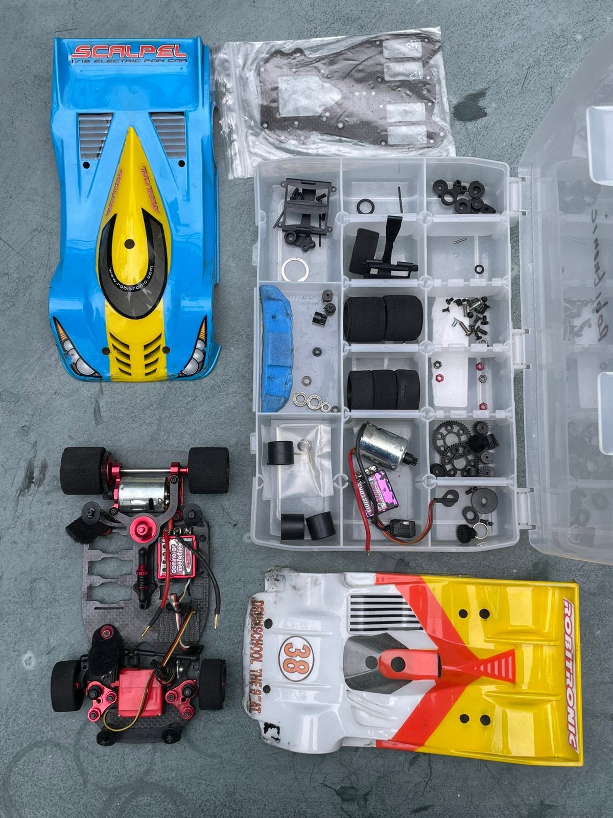 1:18 Robitronic Scalpel pan car, Ophalen of Verzenden, Overige schalen, Elektro, Auto onroad