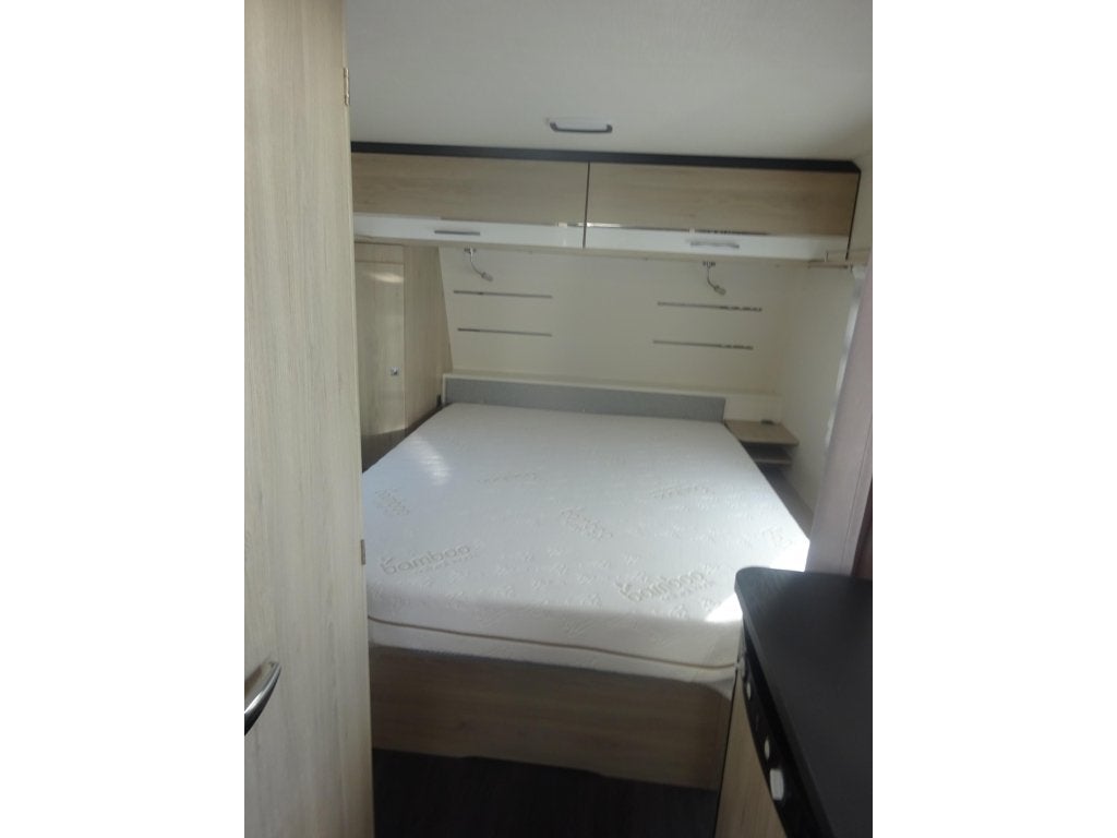 Foto 13 van Caravelair Antares 470 Met Mover en Luifel