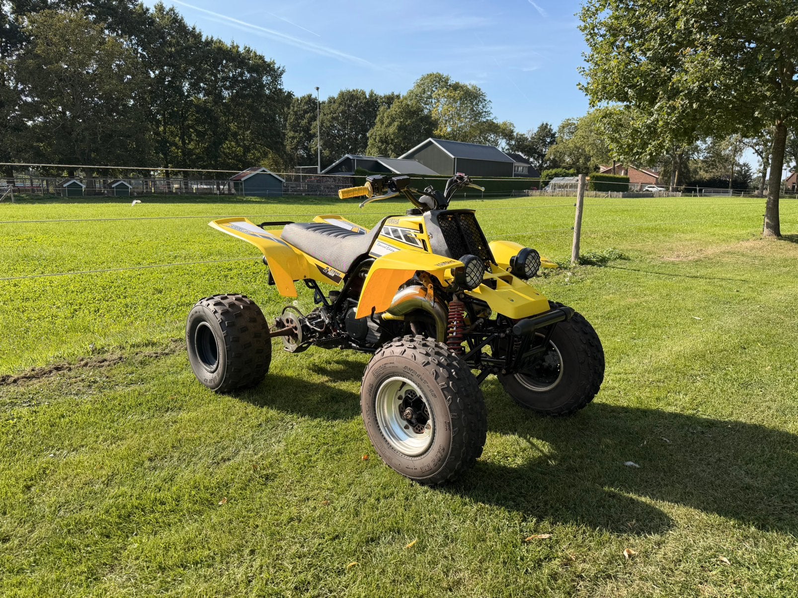 Yamaha Banshee 350 (YFZ350), 2 cilinders, Meer dan 35 kW, 349 cc