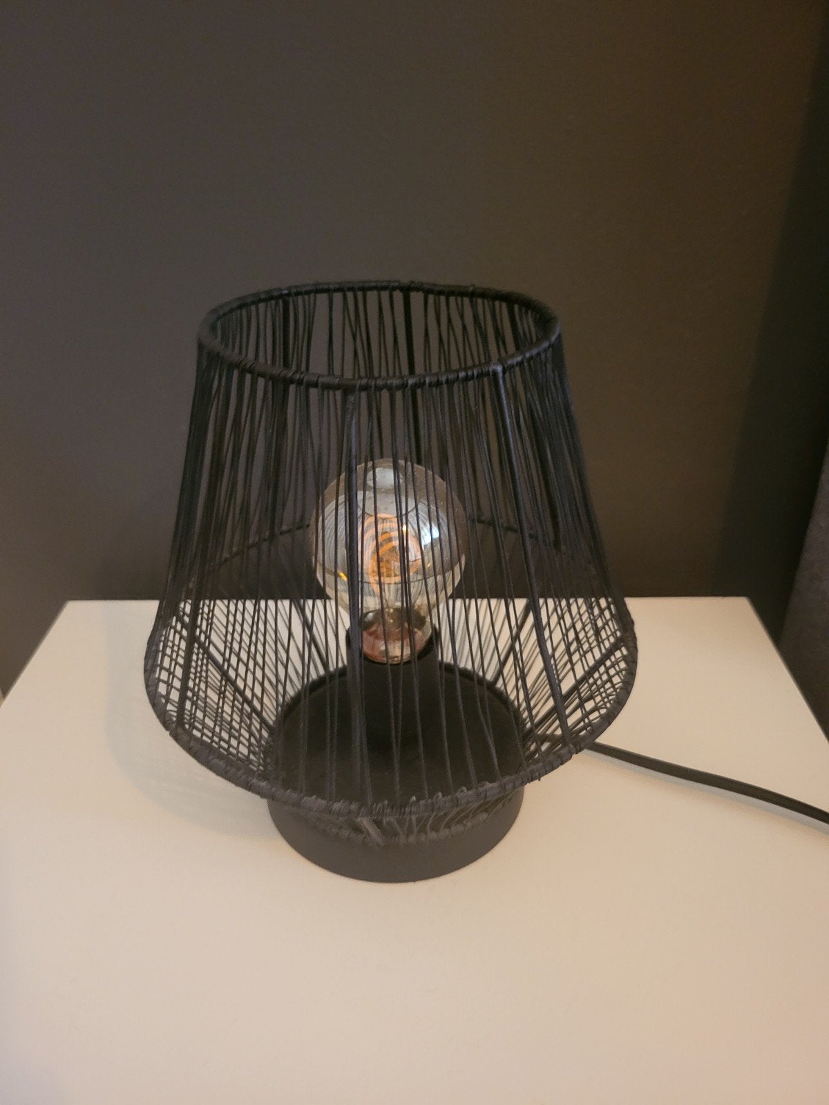 Table Lamps, Ophalen