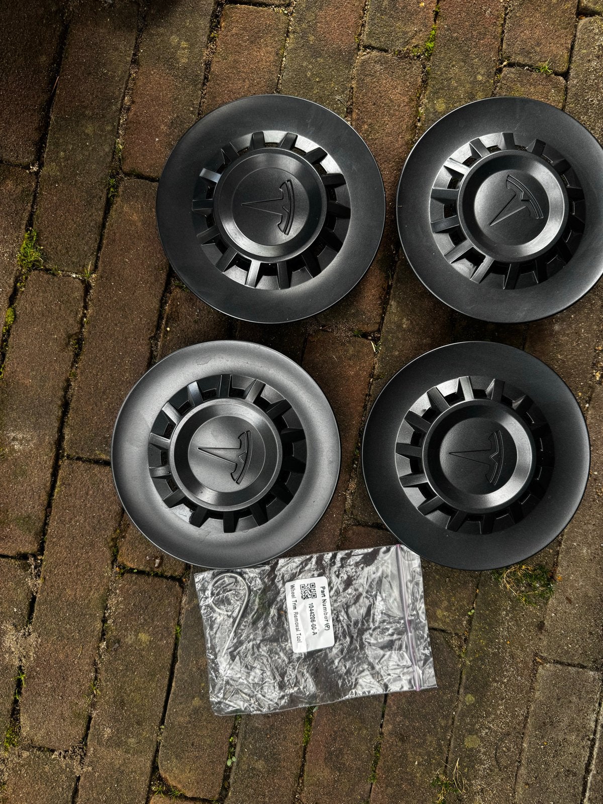 Officiële Tesla wieldoppen voor Model 3 Photon velg, Auto diversen, Ophalen of Verzenden, Zo goed als nieuw