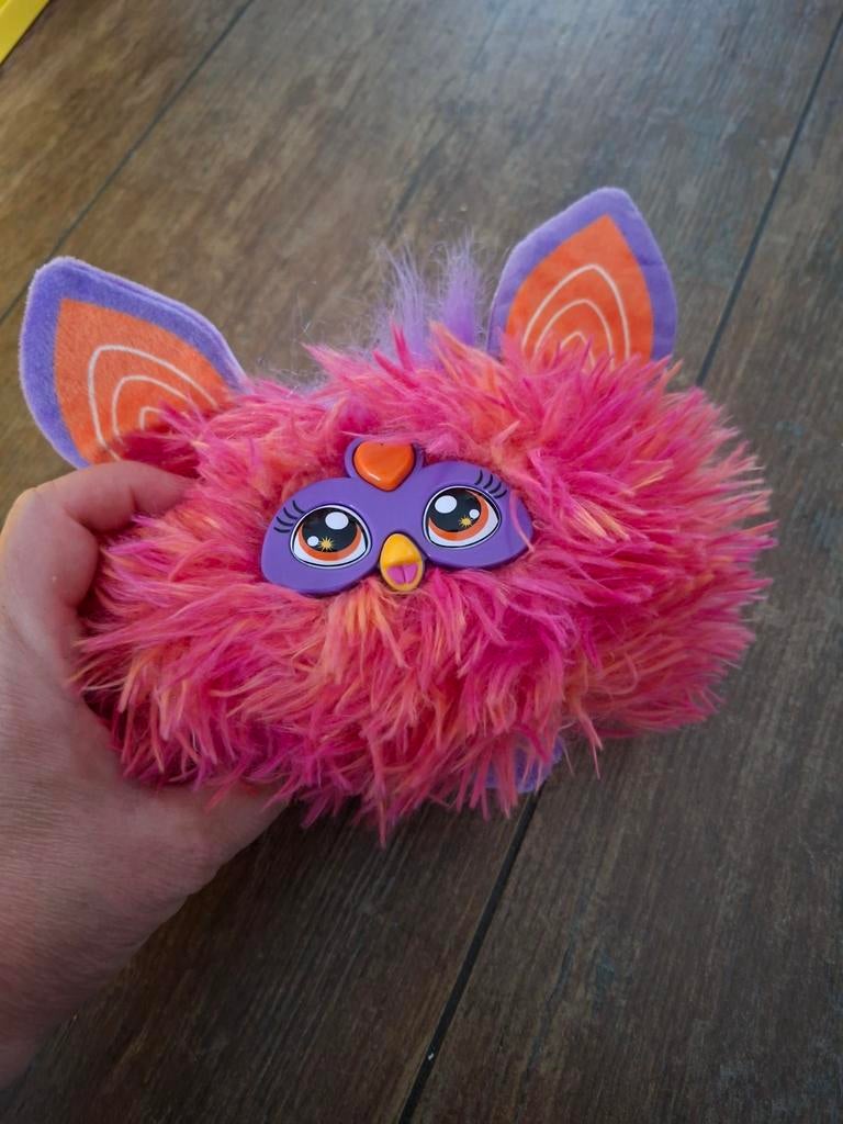 Furby, Kinderen en Baby's, Speelgoed | Knuffels en Pluche, Ophalen of Verzenden, Nieuw