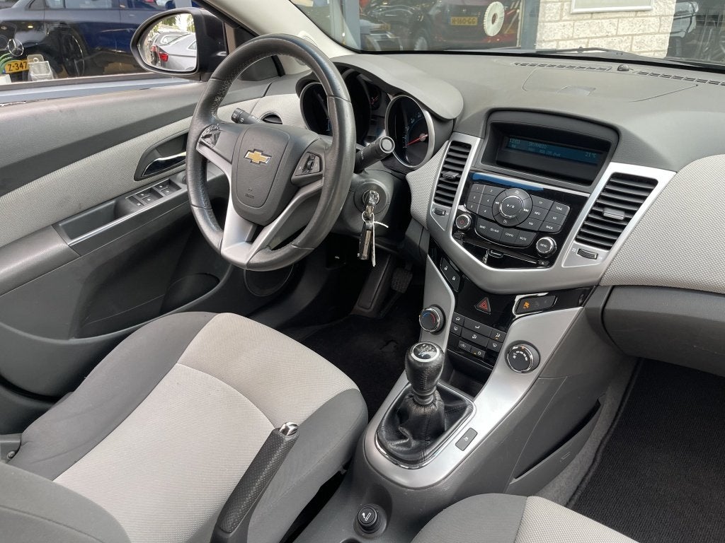 Chevrolet Cruze 1.6 LS | Airco | Nieuwe APK 5-deurs | NAP, Auto's, Euro 5, 15 km/l, Gebruikt, 680 kg