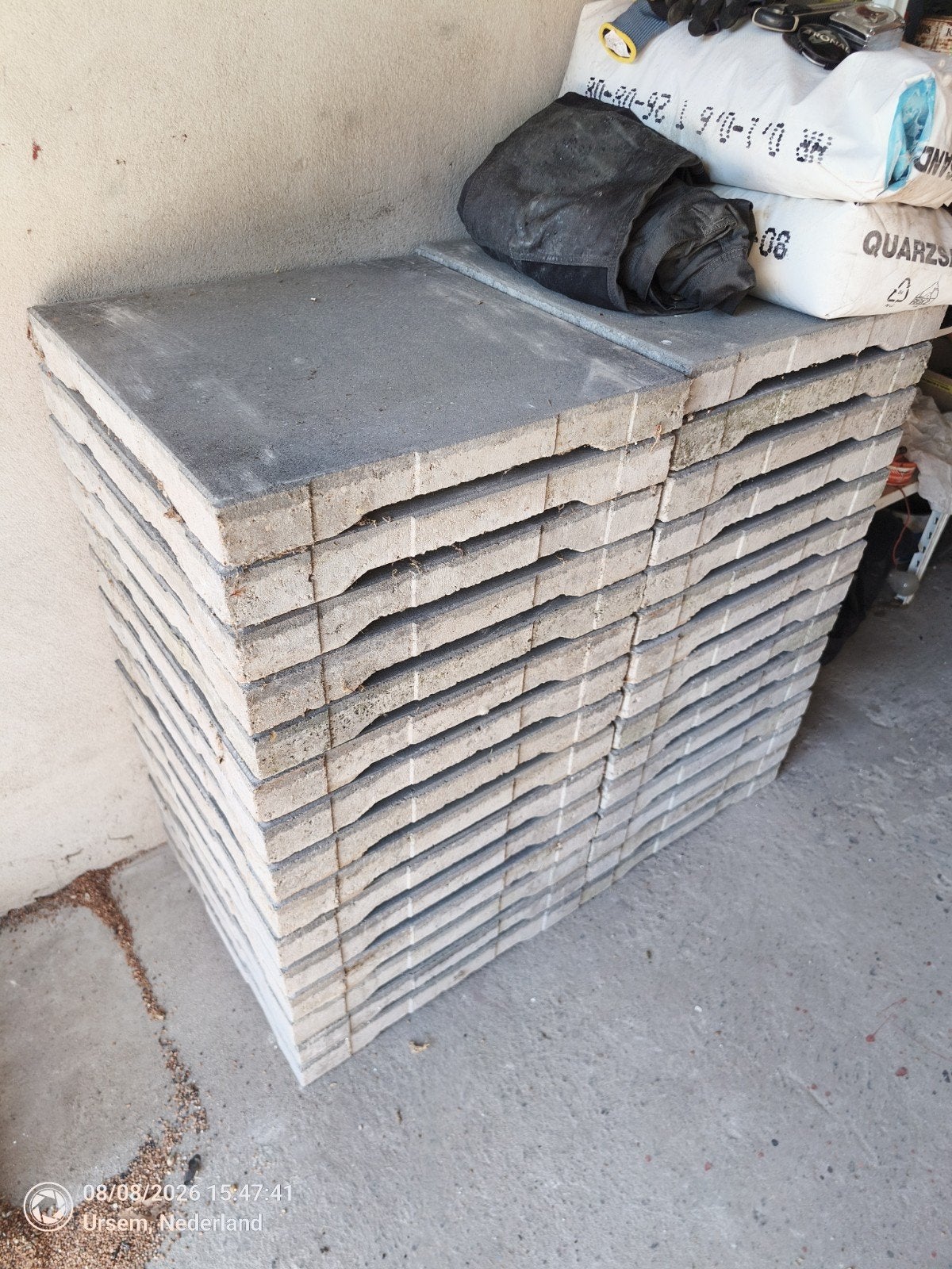 30x Dakterras tegels 50x50 - Gebruikt maar in goede staat, Tuin en Terras, Tegels en Klinkers, Ophalen, Gebruikt, 5 tot 10 m²