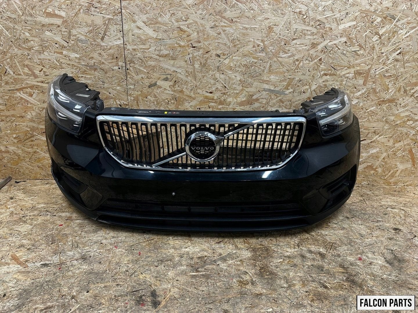 VOLVO XC40 II COMPLETE VOORKOP, Gebruikt, -, -, Ophalen of Verzenden
