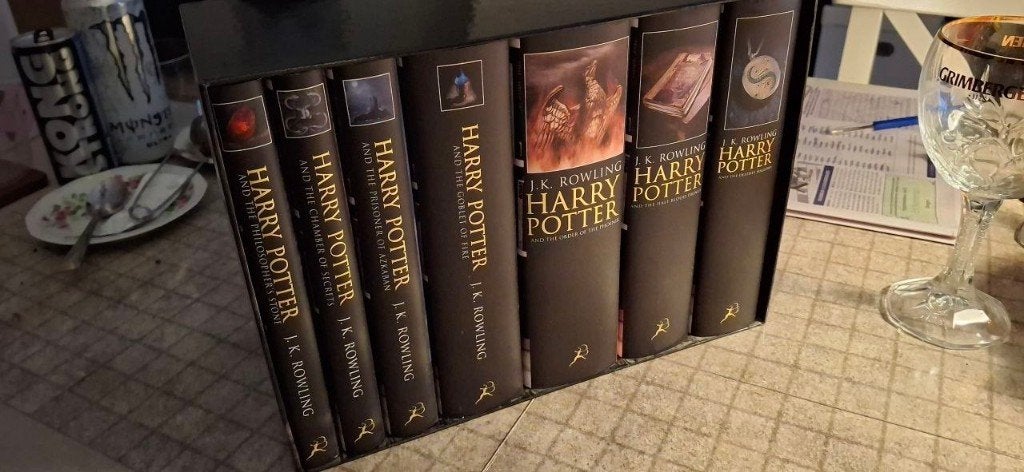 Harry Potter Adult Hardback Box Set (2007 Bloomsbury), Ophalen of Verzenden, Zo goed als nieuw, Boek of Poster