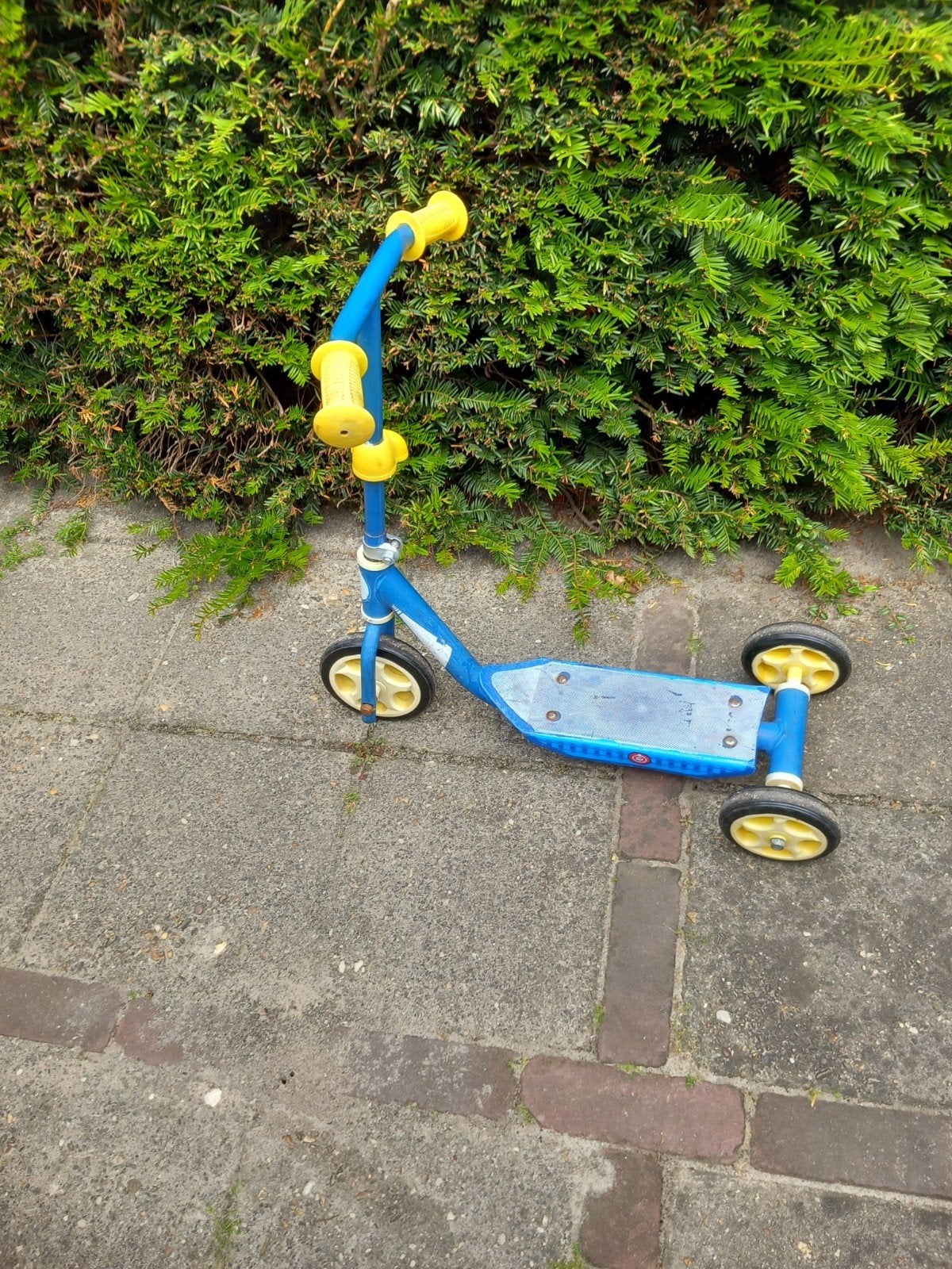Blauwe kinderstep met 3 wielen, Ophalen, Gebruikt, Gewone step