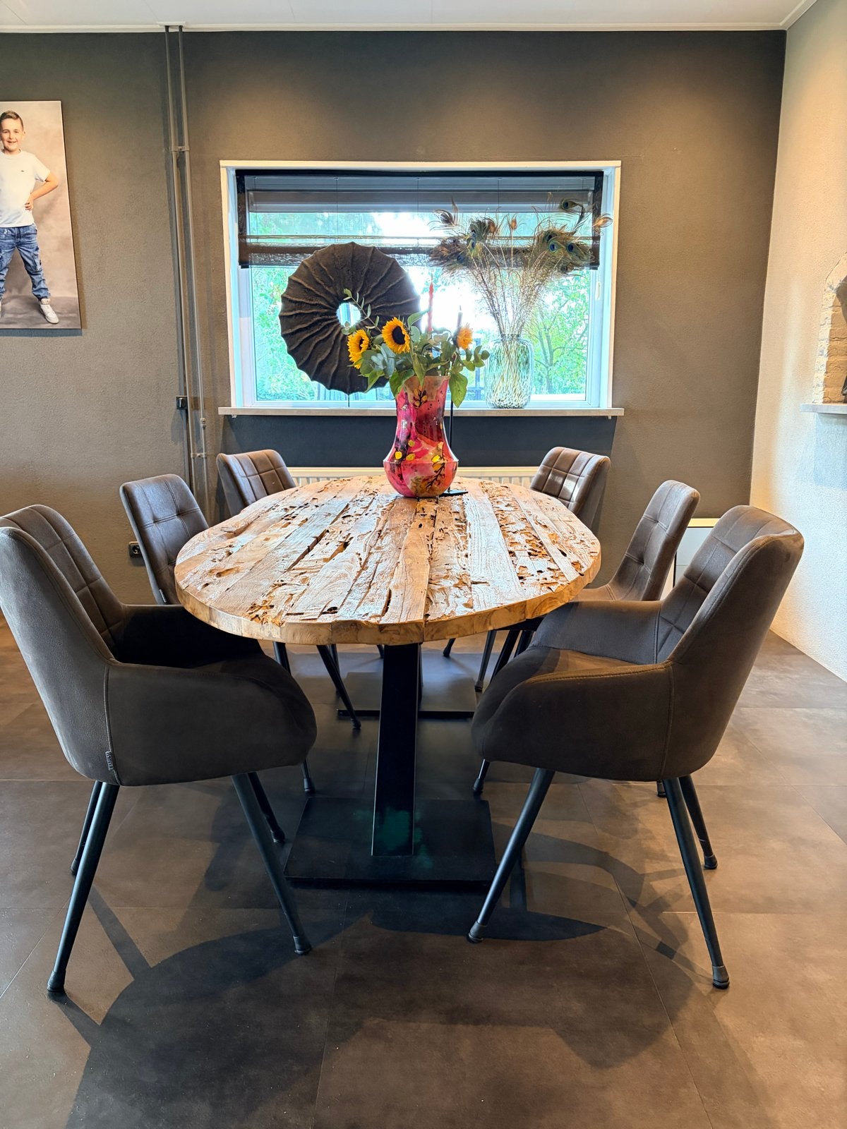 Robuuste ovale eettafel met 6 stoelen - Zo goed als nieuw, Huis en Inrichting, 100 tot 150 cm, 200 cm of meer, Ophalen of Verzenden