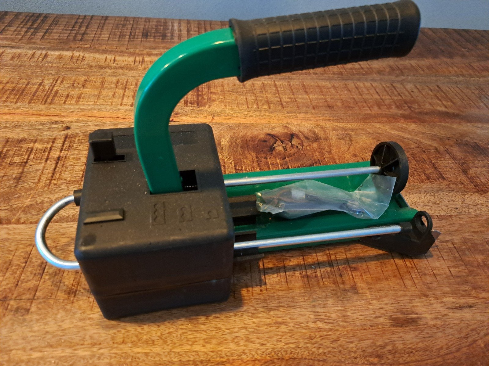 Den Braven Zwaluw Doseerpistool Polysoft - Nieuw, Ophalen of Verzenden, Nieuw, Kitspuit, Overige merken