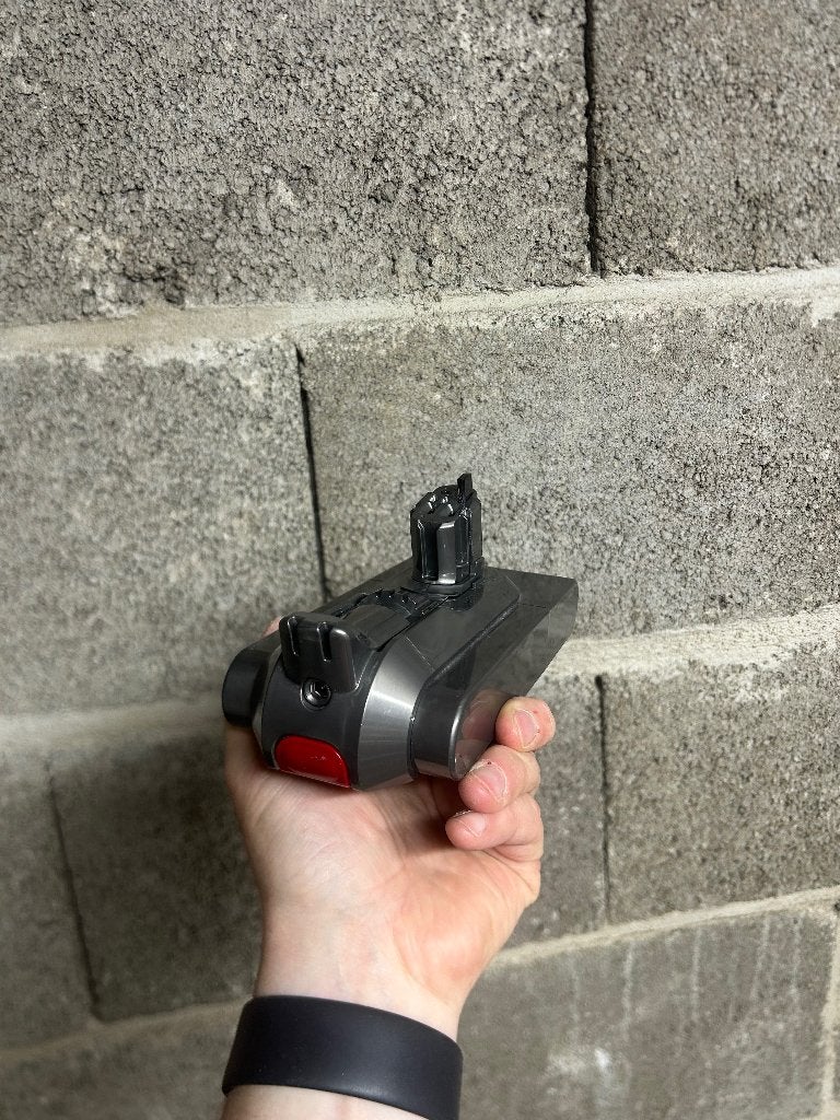 Dyson V11/V15 Click-in accu zgan!, Ophalen of Verzenden, Zo goed als nieuw, Steelstofzuiger, Dyson