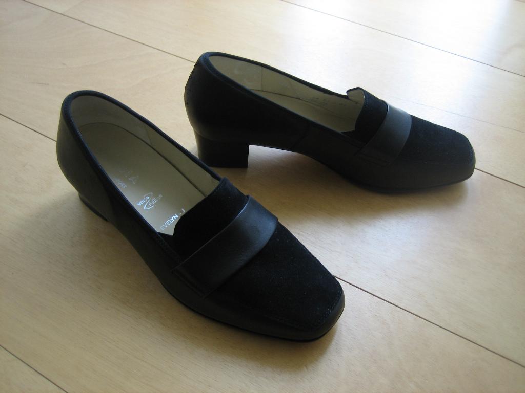 Comfortabele zwart leren schoen HASSIA EVELYN 6-J snazzeys, Kleding | Dames, Schoenen, Hassia, Verzenden, Nieuw, Instappers
