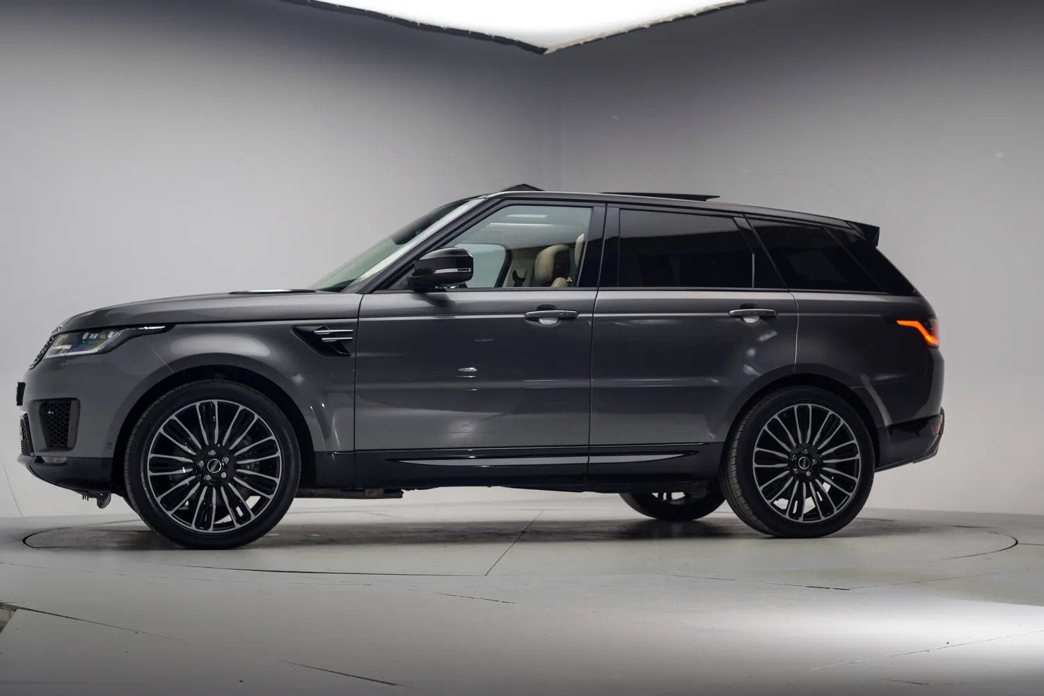 Land Rover Range Rover Sport 2.0 P400e HSE Dynamic [ Luchtve, Auto's, Automaat, 404 pk, Gebruikt, 4 cilinders