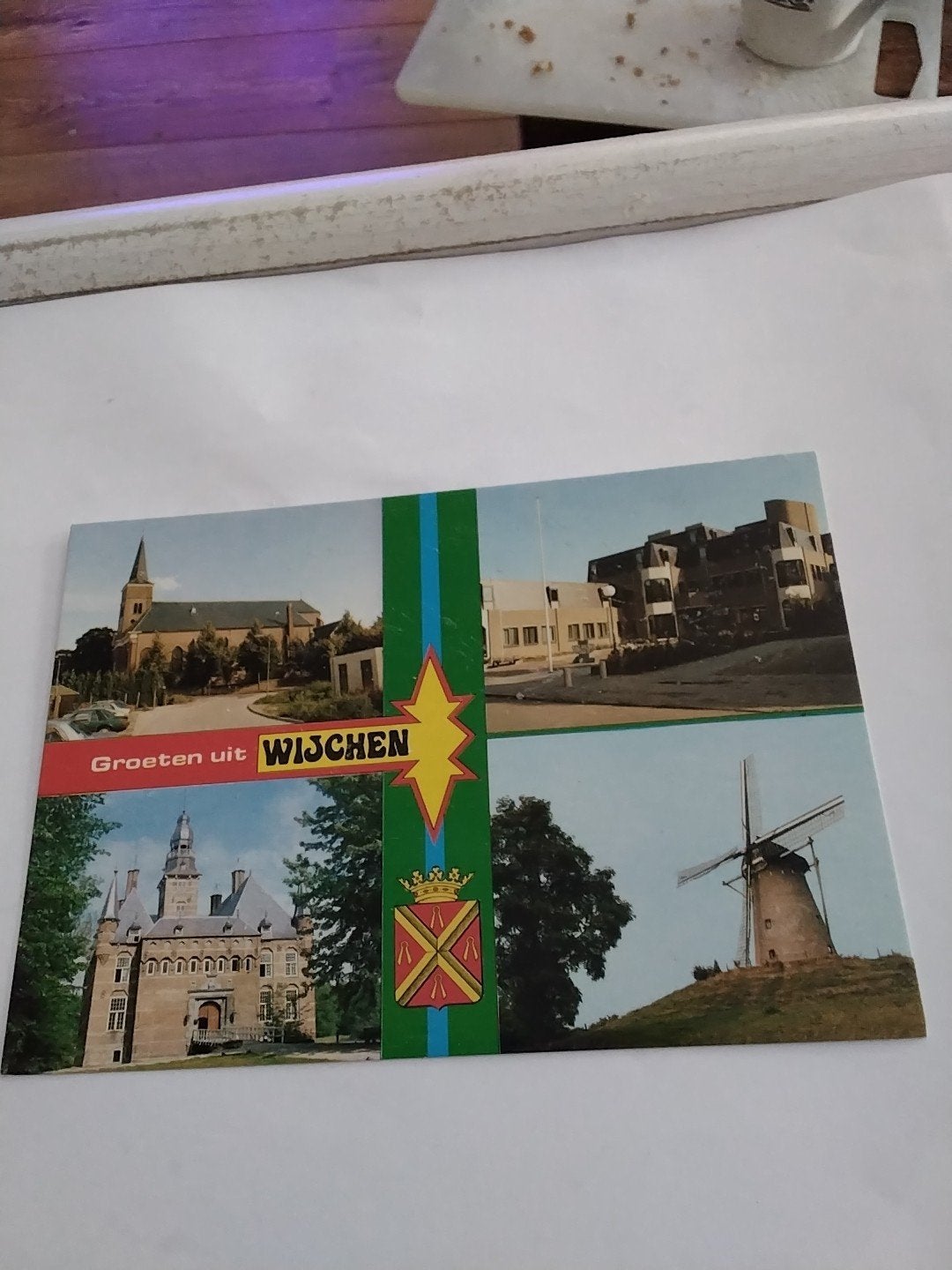 Ansichtkaart Groeten uit Wijchen - Jos-pé, Verzamelen, Ansichtkaarten | Nederland, Ophalen of Verzenden, 1980 tot heden, Ongelopen